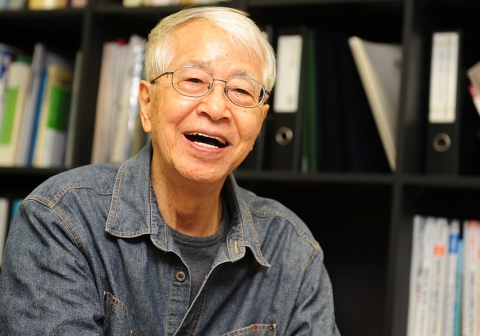 원로 언론인 홍사중 씨, 도예전 수익금 건국대 장학금 기부