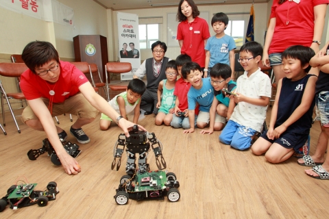 KT ‘IT서포터즈 봉사단’, 백미리 마을서 IT문화나눔 활동 펼쳐