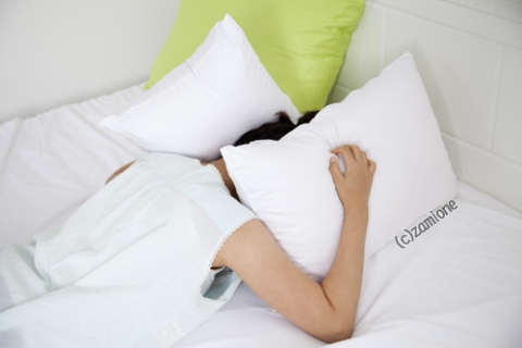 내리는 빗소리와 함께 달아나는 잠…잦은 비로 ‘장마철 불면증’ 증가