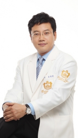 골든뷰 성형외과 송상훈 원장