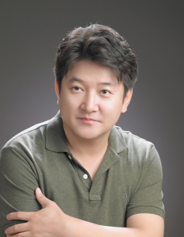 저자 주경일