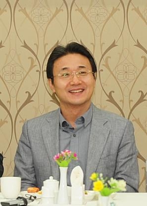 유왕진 교수