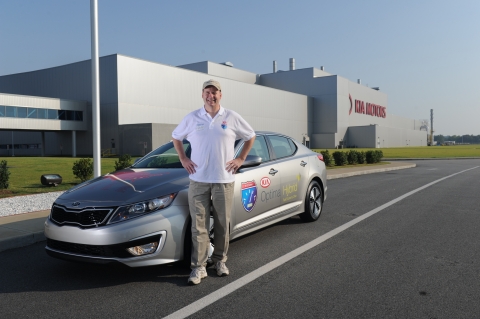 Wayne Gerdes (Hypermiling expert and owner of CleanMPG.com) readies for a Guinness World Record fuel economy challenge in a Kia Optima Hybrid