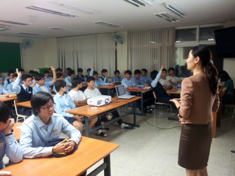 경기전직지원센터, 나눔문화확산 무료 직업교육 실시