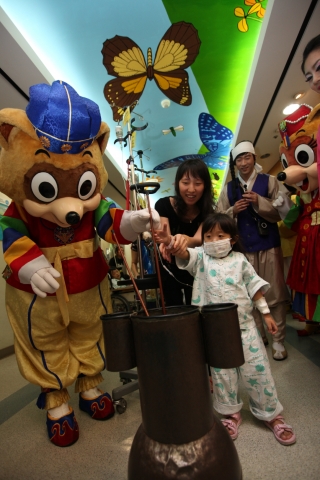 롯데월드, 한가위 맞아 훈훈한 사랑 나눔 실천