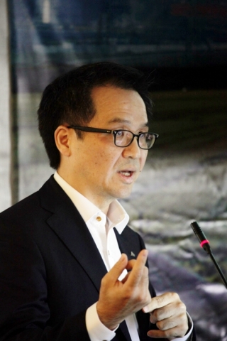 김홍선 대표