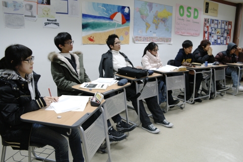 신우성논술학원 수업 장면.