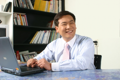 도서출판 행복에너지 권선복 대표