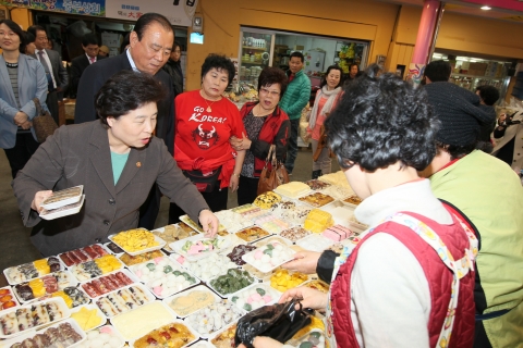 김금래 여성가족부 장관, 제천 다문화가족지원센터 등 정책 현장 찾아