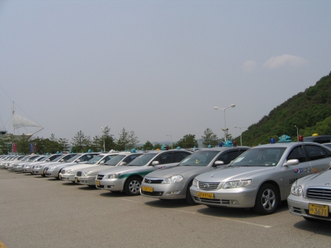 이날 온천나들이에는 택시 55대, 모범운전자회 회원 60여명이 참여했다.
