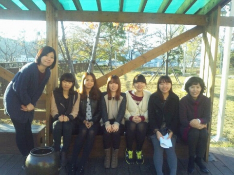 어린 아이들을 부모와 가족 대신 지원하는 동명대학교의 일곱천사들