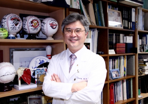 건국대 박진영 교수