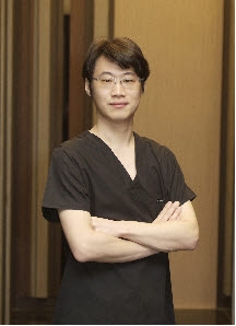 휴먼성형외과 김국현 원장