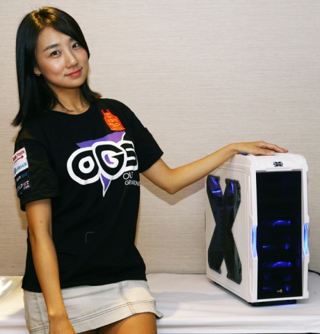 OGS 이종미 선수와 스트라이크-X 화이트