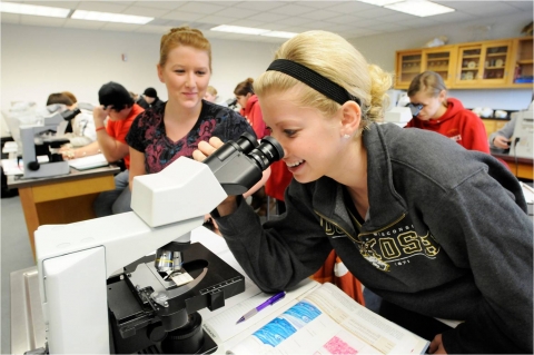 위스콘신대학교 오시코시 캠퍼스 2012년 정시모집 공고