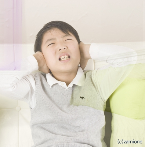 오늘 밤은 무사히 자나가게 해주세요…예민한 아이에게 나타나는 ‘야경증’