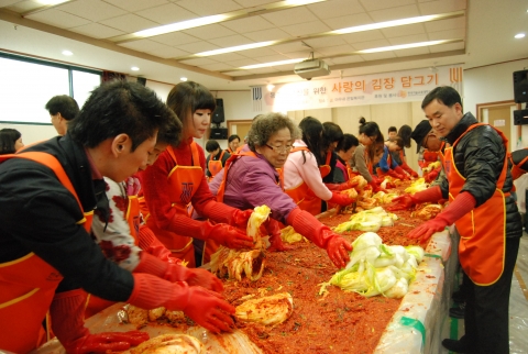한기대, ‘사랑의 김치’로 따뜻한 온기 전파