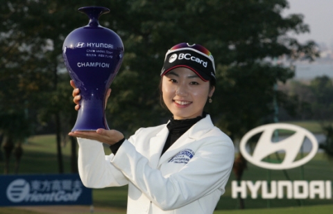 건국대 글로컬캠퍼스 골프지도전공에 재학중인 김혜윤(골프지도전공 4) 학생이 12월 16~18일간 중국 하문시 오리엔트 골프& 컨트리클럽(파72, 6,414야드)에서 열린 2012년