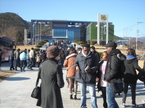 22일 울산대학교 등 재학중인 19개국 유학생 20여명 포항 방문