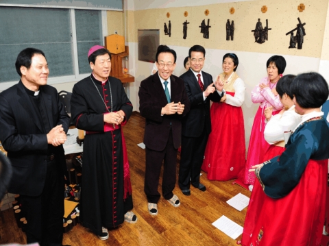 김관용 경상북도지사, 성탄절 사회복지시설 위문