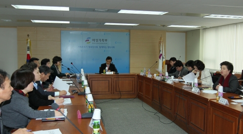 김금래 여성가족부 장관, 전국 16개 시․도 청소년상담지원센터 소장단 회의 개최