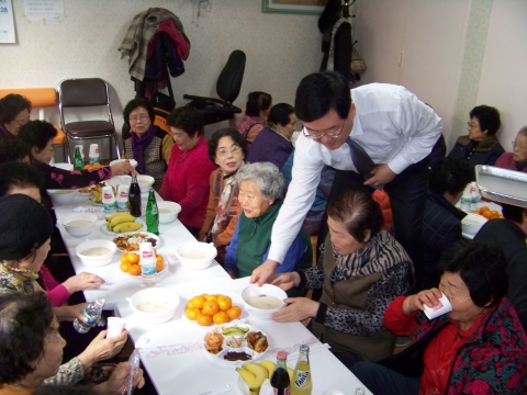 광주시 기획조정실, 경로당에서 봉사활동 펼쳐