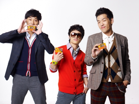 KB국민카드, ‘KB국민 울랄라 it Play 카드’·‘KB국민 울랄라 nori 체크카드’ 출시