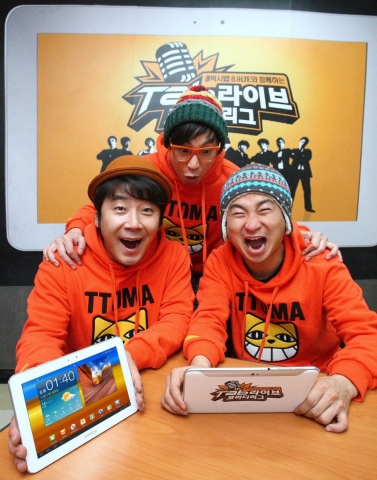 ‘갤럭시탭 8.9 LTE와 함께 하는 탭 라이브 코미디리그’에 참여한 ‘아메리카노’, ‘아3인’, ‘졸탄’, ‘꽃등심’등 4개 팀