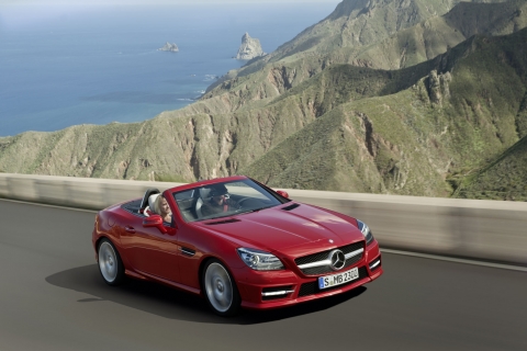 메르세데스-벤츠 The new SLK 200 BlueEFFICIENCY