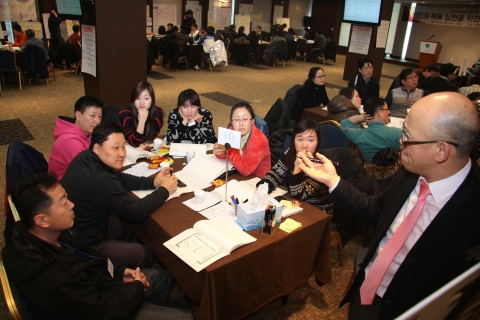 충남발전연구원(원장 박진도)은 11일부터 2박 3일간 강원도 오투리조트에서 전직원이 참여하는 비전 실천 전체워크숍을 갖고 있다.