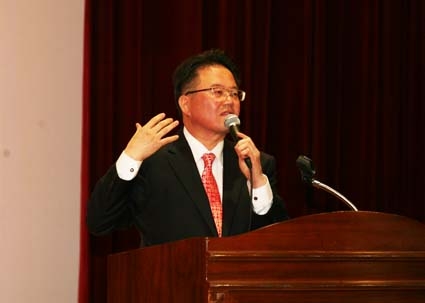 한원일 대표, 오늘날 사회적 소명을 논한 ‘어머니 이제 웃으세요’ 출판기념회 개최