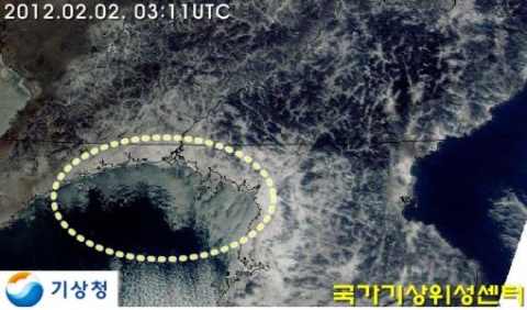 Terra/MODIS 영상 2012.02.02. 03 UTC12:11KST