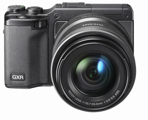 리코 컴퍼니는 리코 GXR 카메라의 신규 유닛 RICOH LENS A16 24-85mm f3.5-5.5를 발표하였다.