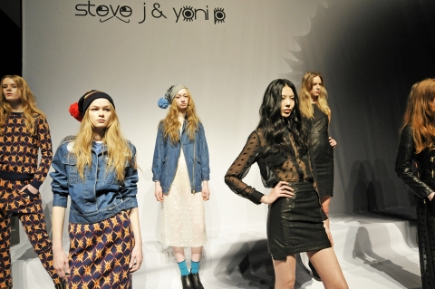 ‘컨셉코리아 FW12’가 지난 2월 10일 오전 11시(현지시간) 뉴욕 링컨센터 더 스테이지(The stage)에서 성황리에 개최되었다.