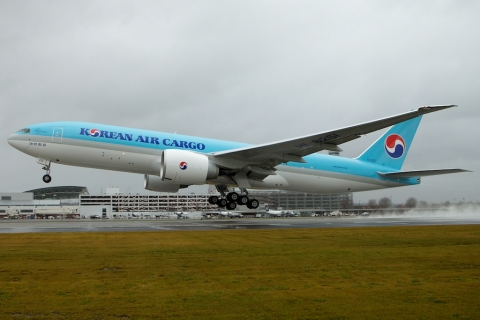 B777F