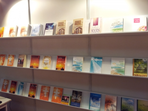 Dr. Jaerock Lee&#039;s books at 20th New Delhi World Book Fair