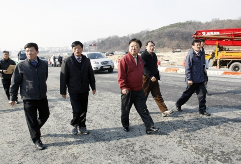 한범덕 청주시장, ‘해빙기’ 공사장 현장점검 나서