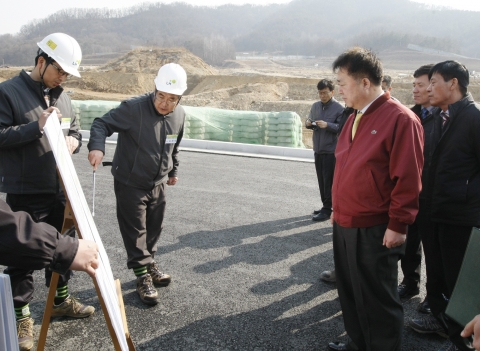 한범덕 청주시장, ‘해빙기’ 공사장 현장점검 나서