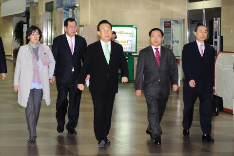 김관용 경북도지사, 유럽·아프리카 순방길 올라