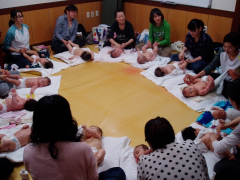 청주시 흥덕보건소, 3월부터 베이비 마사지교실 운영