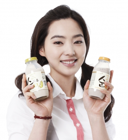 한국당구 국가대표선수로 실력과 미모를 겸비한 당구여신 ‘차유람 선수’가 오는 3월 말 자전적 에세이 <차유람의 라운드 소나타(Round Sonata)>를 출간한다.