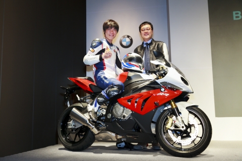 슈퍼스포츠바이크 라이더 조항대선수(좌), BMW 모토라드 신진욱 이사(우)