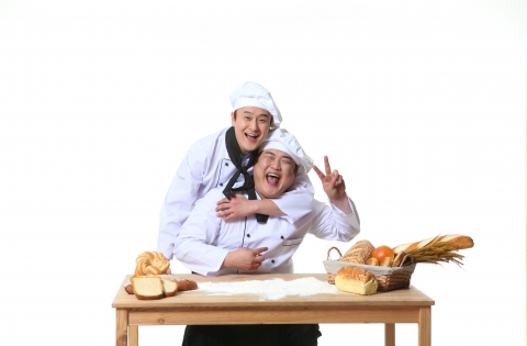 개그콘서트 콤비 김원효·김준현, 강남역에서 제과점 ‘잇브레드’ 오픈