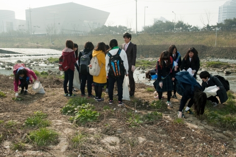 광주동신여고, 광주천 하천정화활동 앞장
