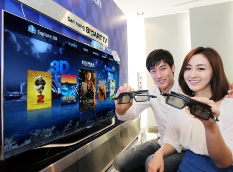 삼성전자가 다양한 3D 컨텐츠 생태계 확대를 위해 오는 4월 5일 개봉하는 &#039;타이타닉 3D&#039; 예고편 등 다양한 3D 컨텐츠를 제공하고 있다.