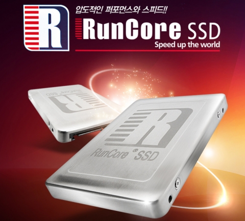 SSD 전문기업 런코어가 샌드포스 컨트롤러를 탑재해 읽기/쓰기 속도를 크게 향상시킨 SSD(Solid State Drive) &#039;프로V&#039; 시리즈 4종을 출시했다.
