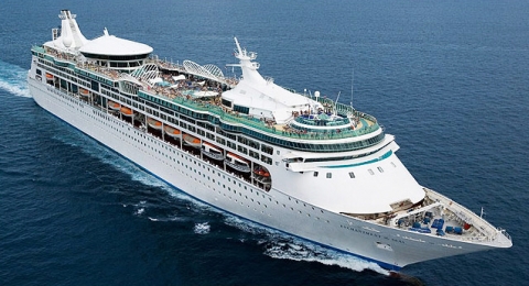 2012 여수세계박람회에 맞춰 여수항에 입항하게 될 7만톤급 크루즈선 ‘레전드호(Legend of the Seas)’