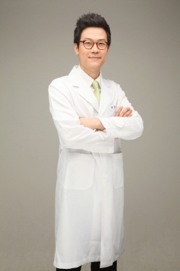 리더스 클리닉의 김성수 원장