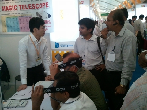 IZON with eyesight recovery apparatus in G-FAIR Mumbai