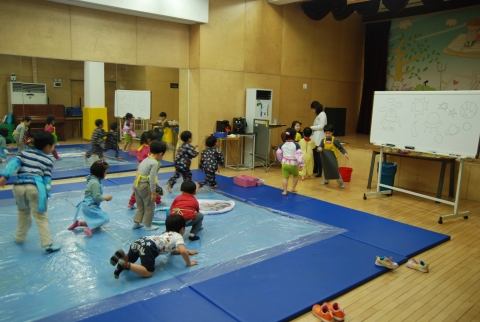 도서관 통합놀이프로그램 크레아트, 팡팡토비, Play art 퍼포먼스 미술, 팡팡토비